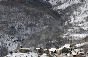 Apartament amb pati a la Vall Fosca, tranquilitat i bones vistes - Foto 16