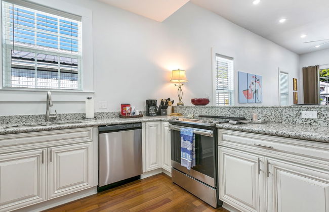 Spacious 5 Bedroom Near Magazine St & Uptown - Foto 18