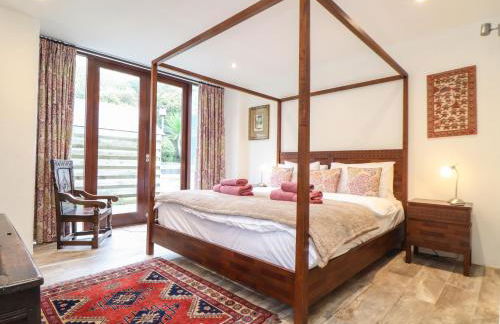 Pol Glas Hall - Foto 20