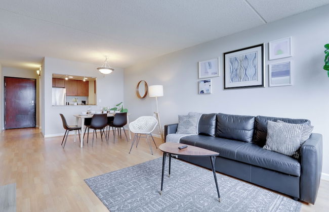 Spacious Apartment at Pentagon City - Photo 22