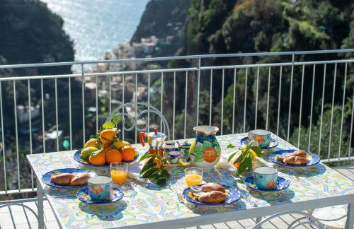 Terrace Belvedere suite- Amalfi coast - free park- Pontone -Scala - Photo 1