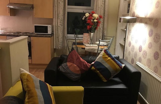 Union Apartments - Photo 9