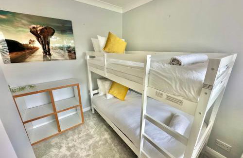 5 Bed House - Pool - Hot Tub - Sauna - Pool Table - Near New Forest and Beach - Sleeps 12 - Photo 19