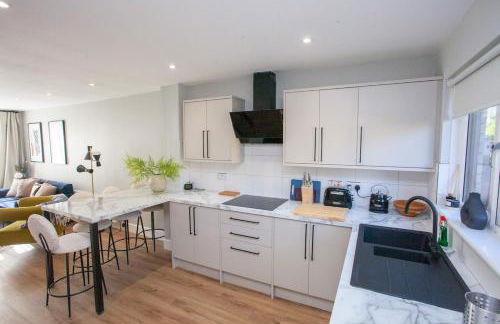 Stylish and Modern 2 Bed House - Foto 7