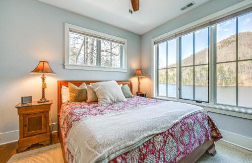 Direct Lake Access and Fire Pit Tuckasegee Cottage! - Foto 18