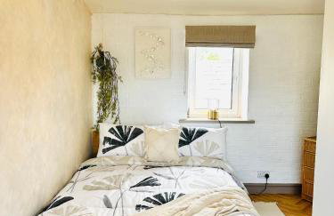 Muddy Boots-Arcade Royale - Photo 46