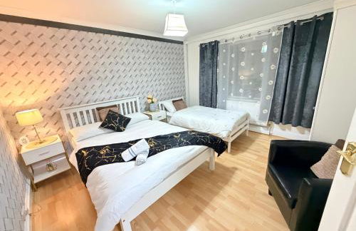 Lovely Two Double Bedroom Maisonette in Surrey - Photo 28