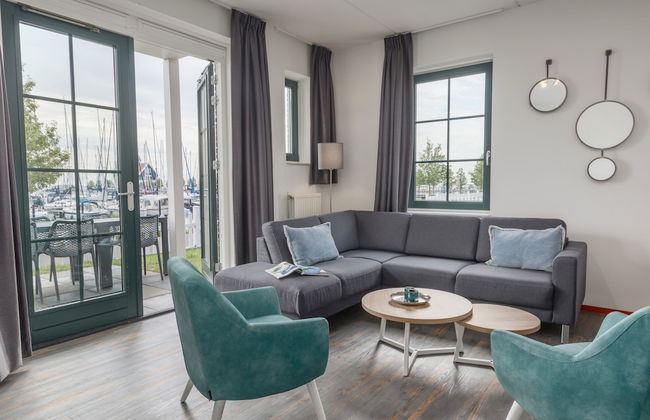 Holiday Home in Volendam Near Marina - Photo 1