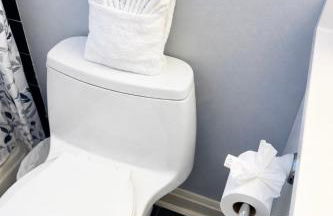 The Charming Cozy 4-Bedroom Getaway in Glen Burnie - Foto 11