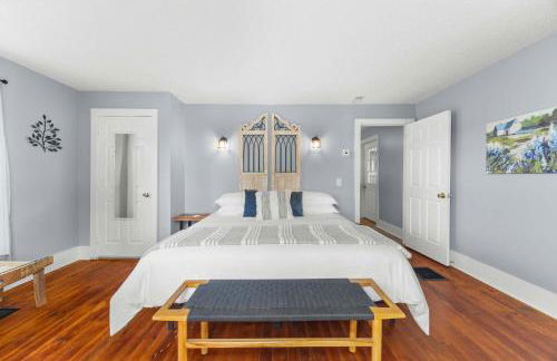 Keuka Wine Trail Vineyard View Farmhouse - Fire Pit & Game Room - Foto 18