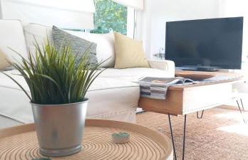 Apartment with pool near the beach and Barcelona by train - Photo 4