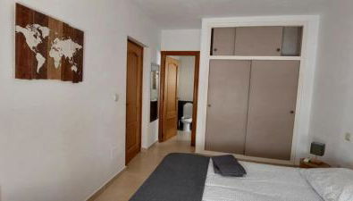 Villa with Private Pool & Hot tub - Foto 3