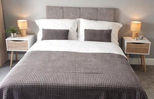 S Gravesend 1 Bed Flat 2 Min Walk STN-Town Centre - Foto 14