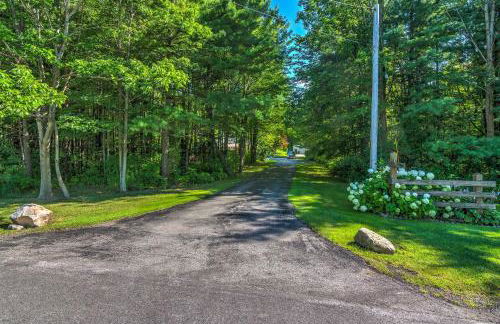 Serene Orchard Park Apartment Large Yard and Patio! - Foto 26