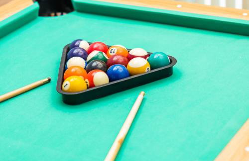 Stylish 3 Bedroom House - Pool & Tennis Table - Garden - Off Street Parking 782S - Foto 48