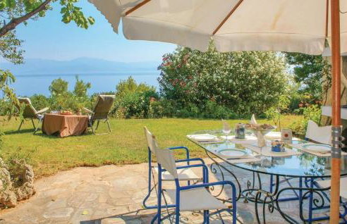 Beautiful Home In Melissi Xylokastro - Foto 7