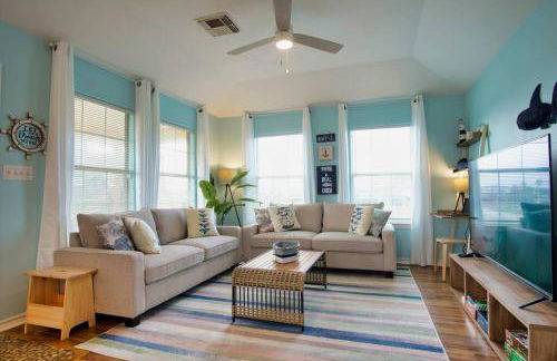 Seabreeze Sueños ※ Surfside Abode a Walk to Beach - Foto 9