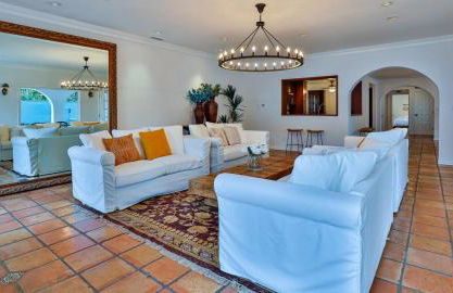 Estate with Heated Pool & Jacuzzi & Tennis Court - Foto 2