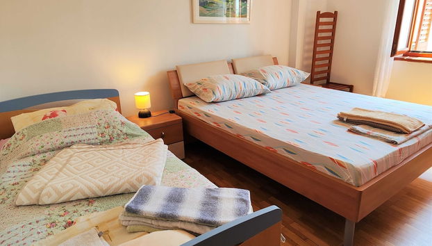 Comfortable Crikvenica Stay With Private Parking - Foto 4, Habitación