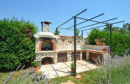 Gorgeous Home In Kanfanar With Wifi - Photo 24