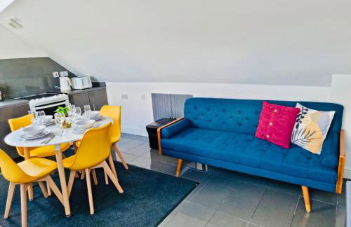 Cosy 3 Bed Apartment Near Birmingham Airport & NEC Perfect for Groups & Contractors! - Foto 9