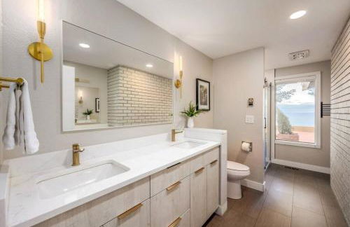 Oceanfront Family Retreat - Foto 19