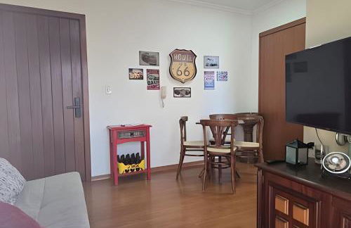 Estadia Tri - Ótima Localização, Confortável e com Garagem - Foto 17