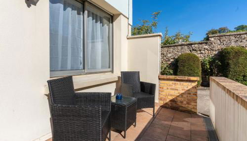 Charmant studio avec terrasse, Gare à 200m et parking gratuit - Foto 3