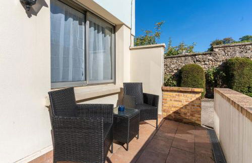 Charmant studio avec terrasse, Gare à 200m et parking gratuit - Foto 3