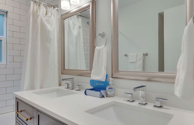 Beach House 2 on Lake LBJ - Sleeps 24 - Foto 20