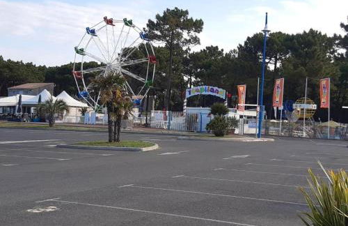 Mobil Home Moderne de 40m2 TOUT CONFORT Camping SIBLU Les CHARMETTES 785 La Palmyre Les Mathes - Foto 34