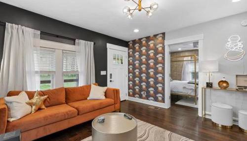 Space Cowboy - Firepit Huge yard close2downtown - Foto 4