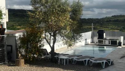 Villa Oasis entre Viñedos cerca de Barcelona con A A y piscina climatizada - Foto 5