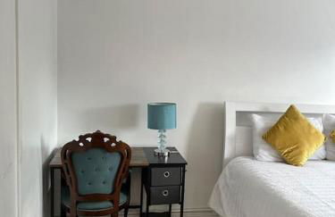 Idyllic Stylish Apartment with Fast Speed Broadband & Free Parking - Foto 22