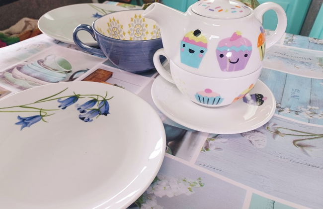 Secluded Converted Horsebox Retreat in Welcombe - Photo 17