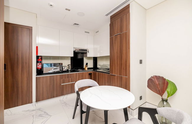 Unlock J One - Photo 18