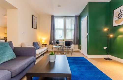 Two Bed Apartment RYTON With Free Parking - Foto 34