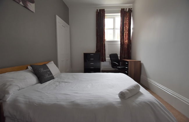 Argyle Apartments - Photo 6