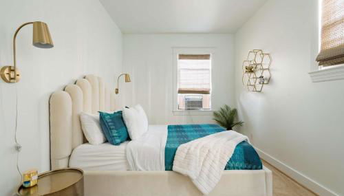 The Art Deco Lounge - 95 WalkScore - Live Music - Foto 2