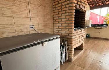 Sinuca, churrasqueira e fogueira a 300 metros do mar - Foto 11