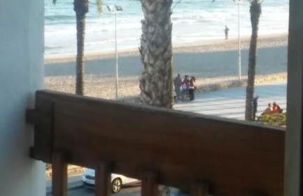 Passeig Maritim Apartment - Photo 35