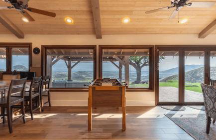 20 Acre Panoramic View Estate Hot Tub Pickleball Game Room - Foto 16