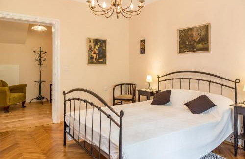 Apartment 7 - Photo 6