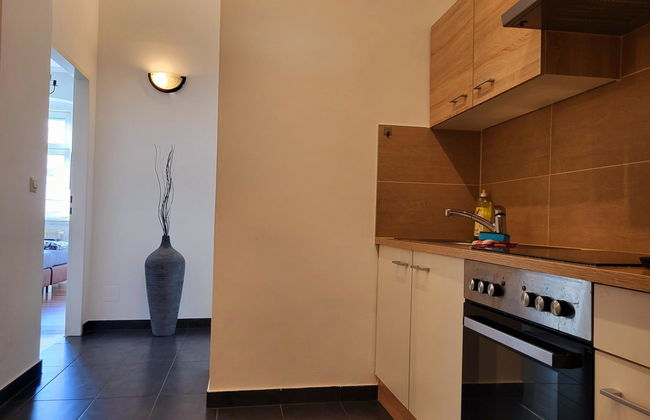 Real Living Apartments Vienna - Schweglerstrasse - Photo 2