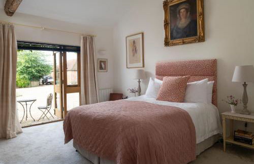 The Clock Tower & Dairy - Two x 2 Bed Barns with Indoor Pool - Photo 49