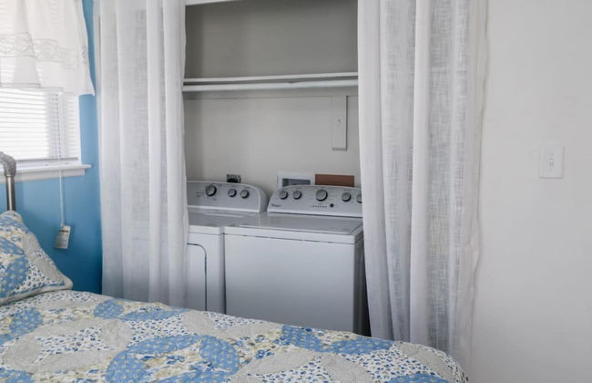 Beautiful Sea Gem - Condo 1 4 mi From Beach w Pool - Foto 4