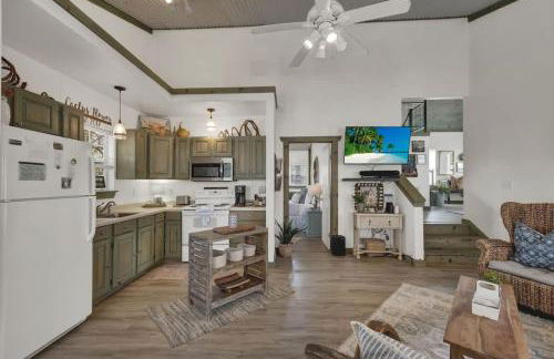 Cactus Flower Lodge-20 min to Downtown-Starlit Sky Views - Foto 11