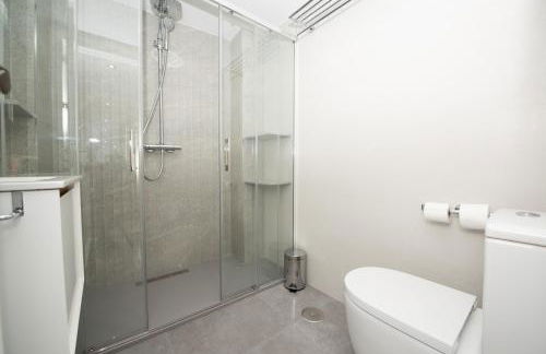 Benigno Premium Center - Photo 25