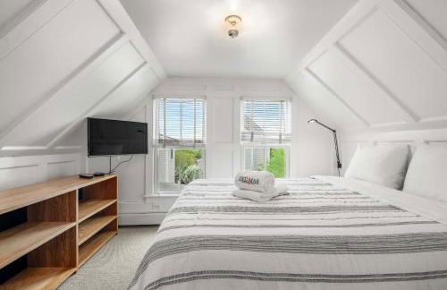 Stylish Walk to Town and Beach - Foto 16