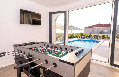 Villa Roza s privatnim grijanim bazenom i jacuzzijem - Foto 29